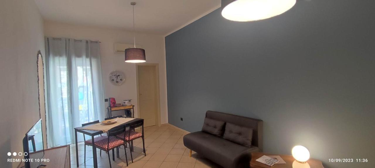 Kasa Erika Apartment Catania Bagian luar foto
