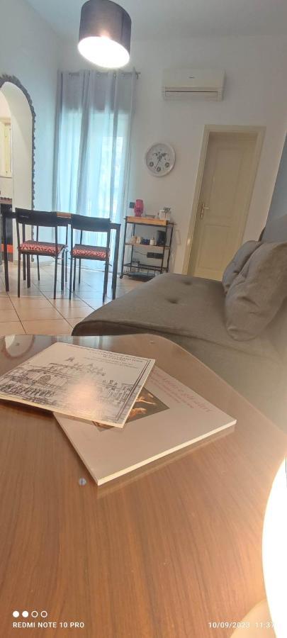 Kasa Erika Apartment Catania Bagian luar foto