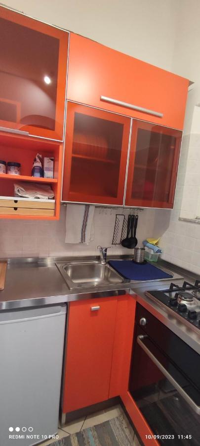Kasa Erika Apartment Catania Bagian luar foto