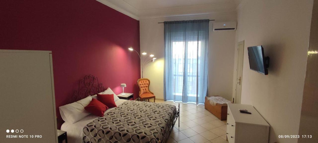 Kasa Erika Apartment Catania Bagian luar foto